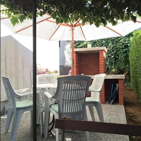 House Dina 3*